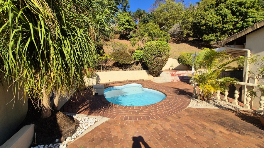 3 Bedroom Property for Sale in Dawncliffe KwaZulu-Natal