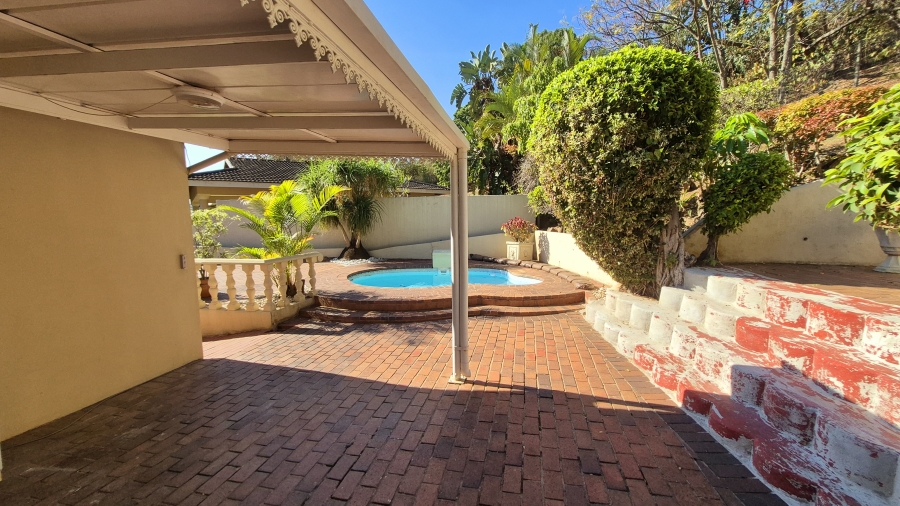 3 Bedroom Property for Sale in Dawncliffe KwaZulu-Natal
