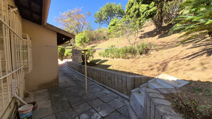 3 Bedroom Property for Sale in Dawncliffe KwaZulu-Natal