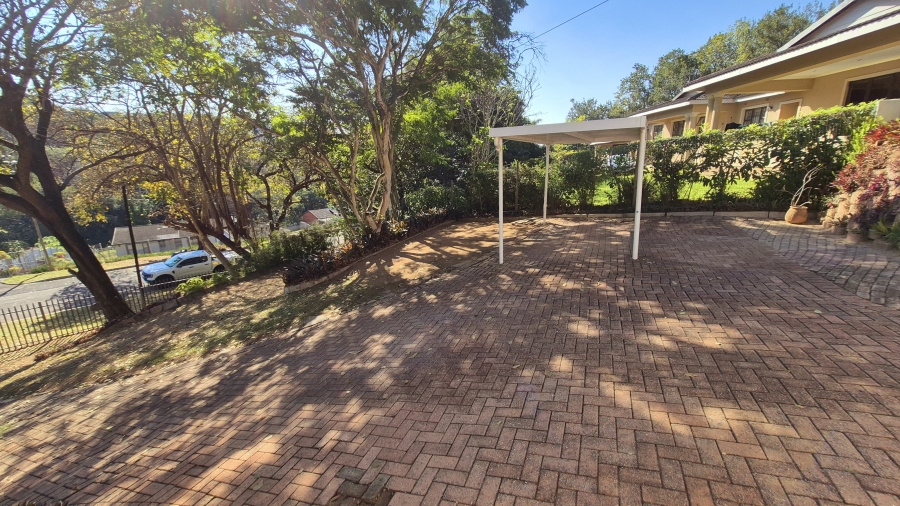 3 Bedroom Property for Sale in Dawncliffe KwaZulu-Natal
