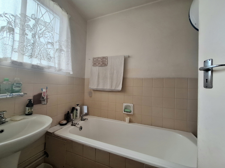 2 Bedroom Property for Sale in Durban Central KwaZulu-Natal