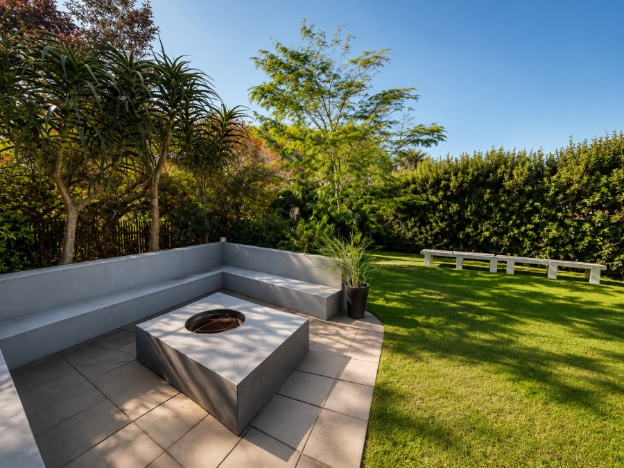 To Let 4 Bedroom Property for Rent in Salt Rock KwaZulu-Natal