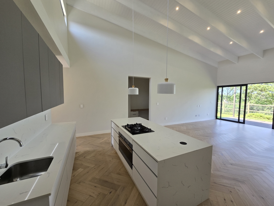 To Let 3 Bedroom Property for Rent in New Salt Rock City KwaZulu-Natal