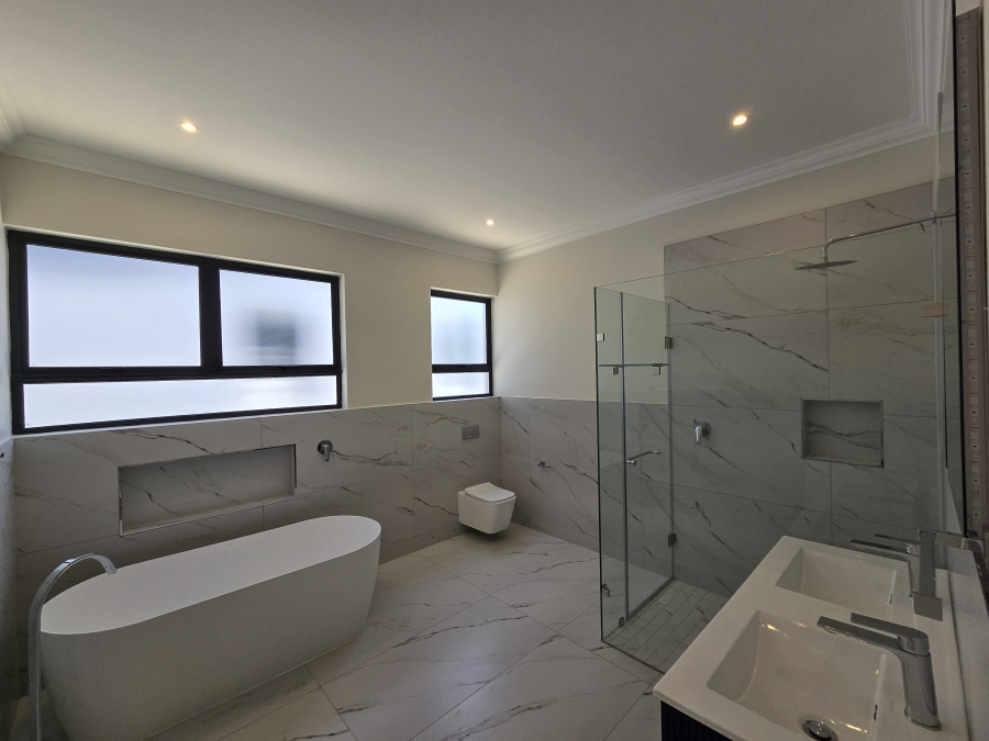 To Let 3 Bedroom Property for Rent in New Salt Rock City KwaZulu-Natal