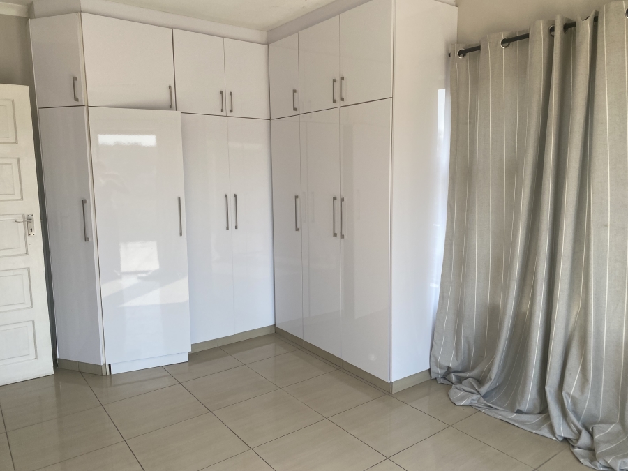 To Let 3 Bedroom Property for Rent in Palm Lakes Estate KwaZulu-Natal