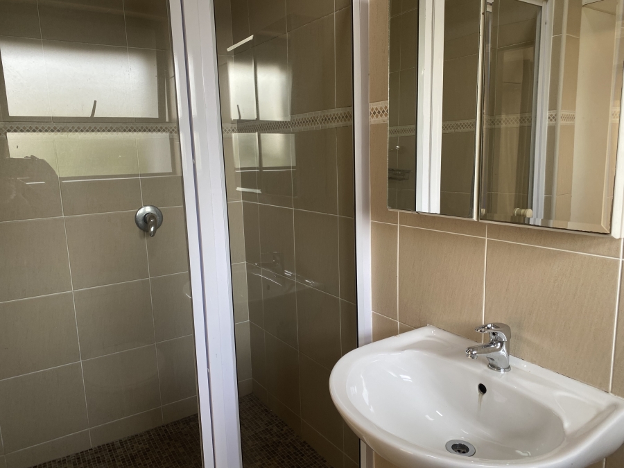 To Let 3 Bedroom Property for Rent in Palm Lakes Estate KwaZulu-Natal