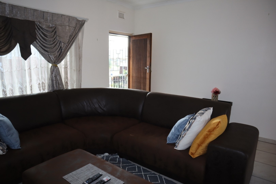 2 Bedroom Property for Sale in Pinetown KwaZulu-Natal