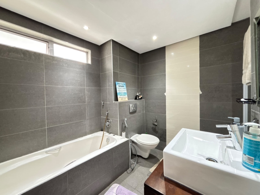 4 Bedroom Property for Sale in Musgrave KwaZulu-Natal