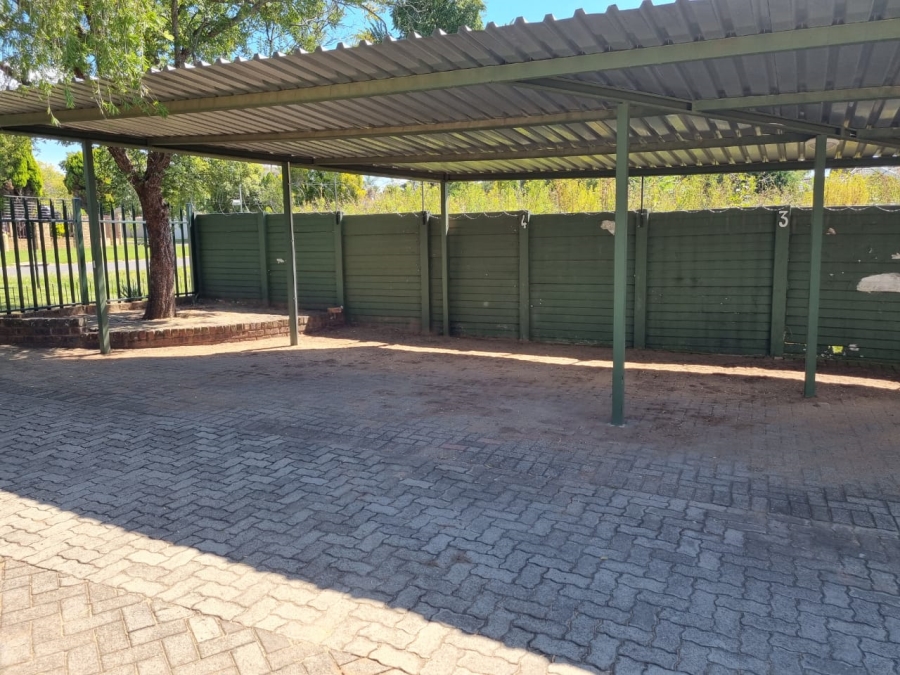 To Let 1 Bedroom Property for Rent in Pioneer Park KwaZulu-Natal