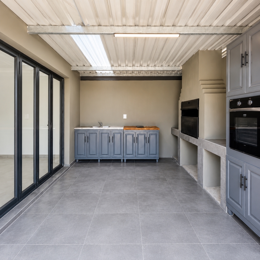 4 Bedroom Property for Sale in Meer En See KwaZulu-Natal