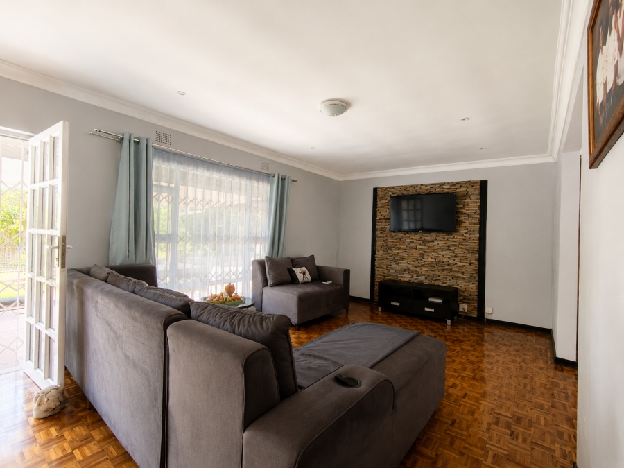 5 Bedroom Property for Sale in Westbrook KwaZulu-Natal