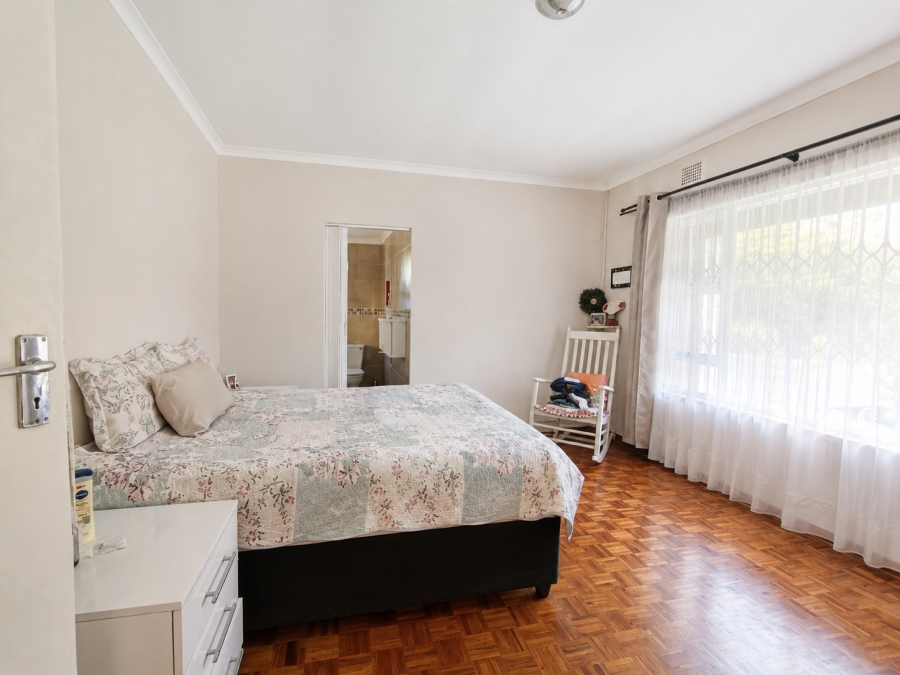 5 Bedroom Property for Sale in Westbrook KwaZulu-Natal