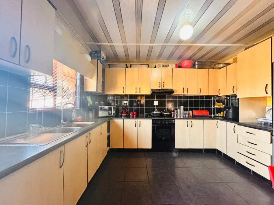 3 Bedroom Property for Sale in Umhlathuze KwaZulu-Natal