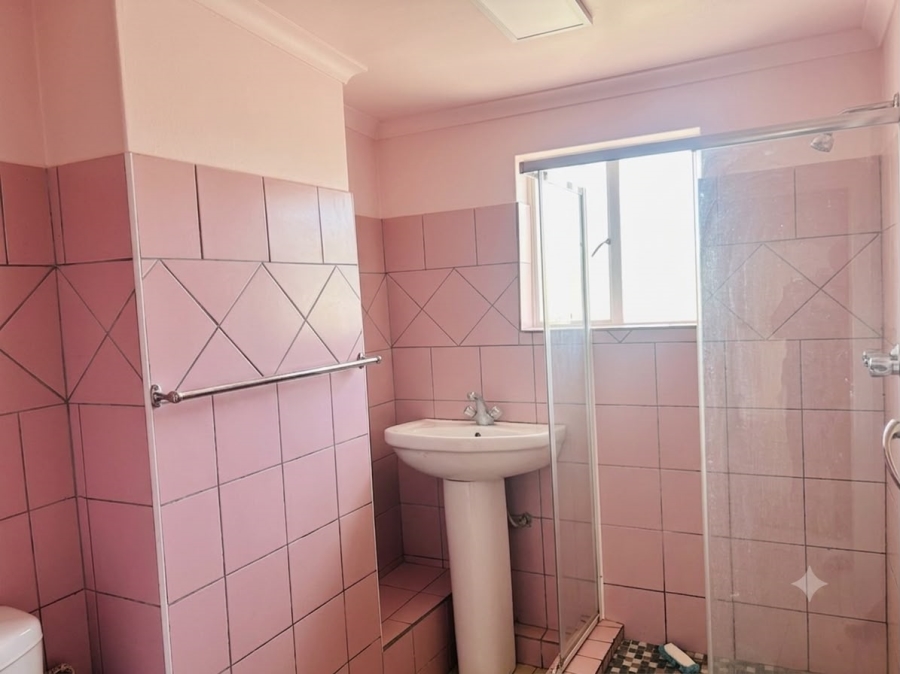 3 Bedroom Property for Sale in Brackenham KwaZulu-Natal