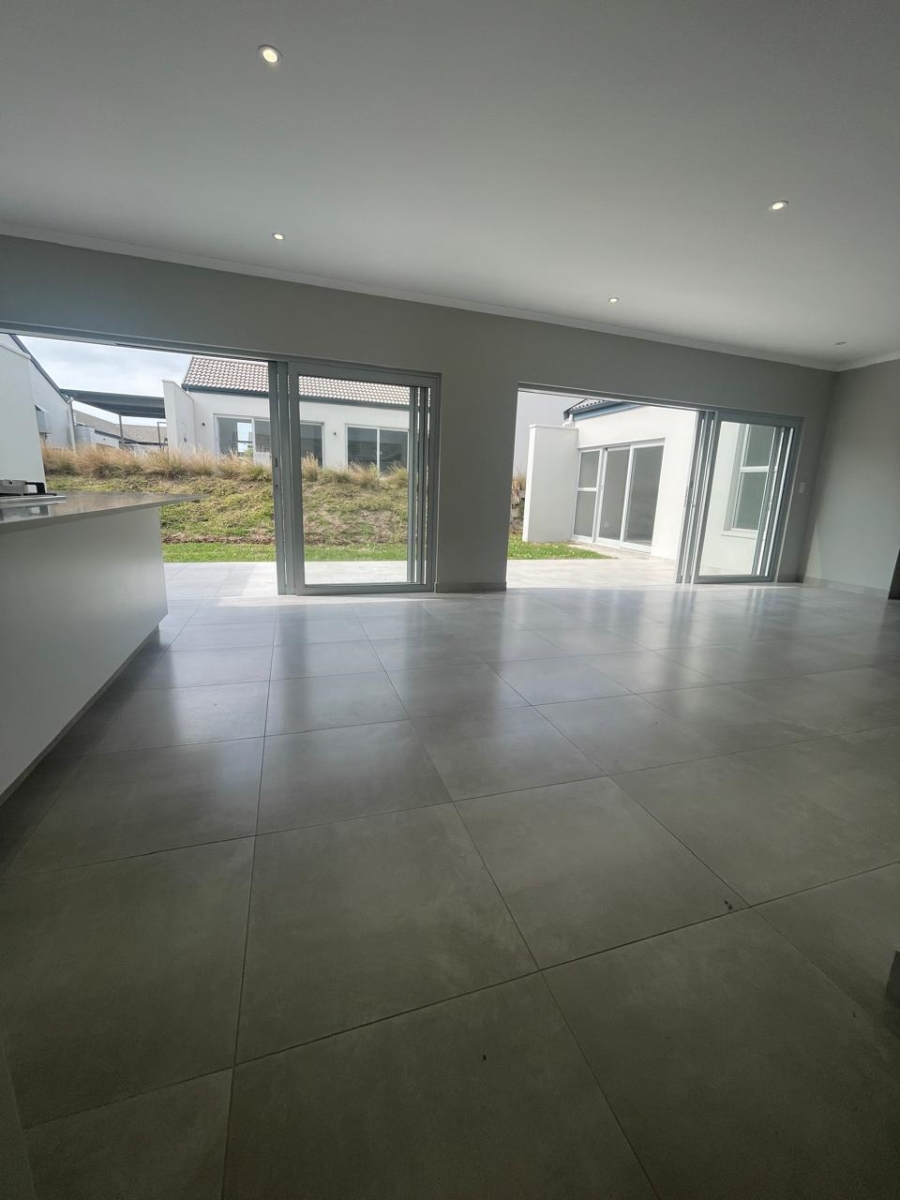 To Let 2 Bedroom Property for Rent in Lalela Estate KwaZulu-Natal