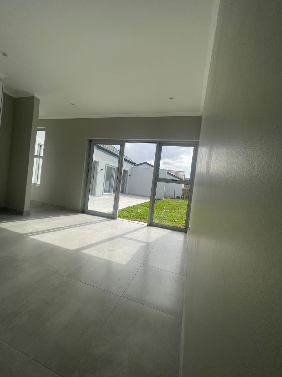 To Let 2 Bedroom Property for Rent in Lalela Estate KwaZulu-Natal
