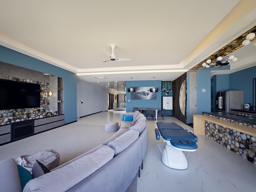6 Bedroom Property for Sale in Sheffield Beach KwaZulu-Natal