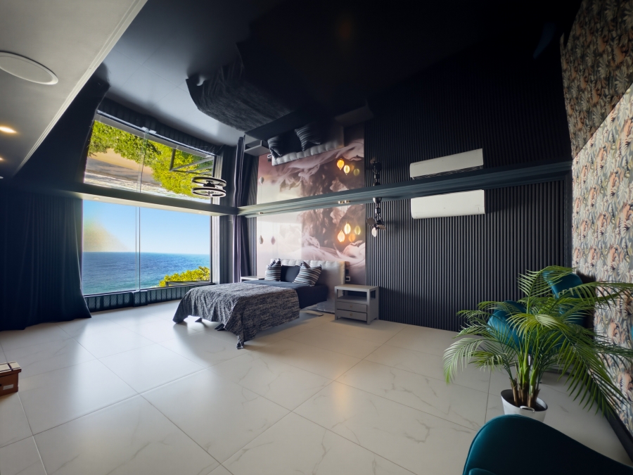 6 Bedroom Property for Sale in Sheffield Beach KwaZulu-Natal