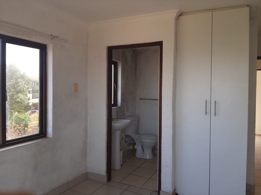 3 Bedroom Property for Sale in Montclair KwaZulu-Natal