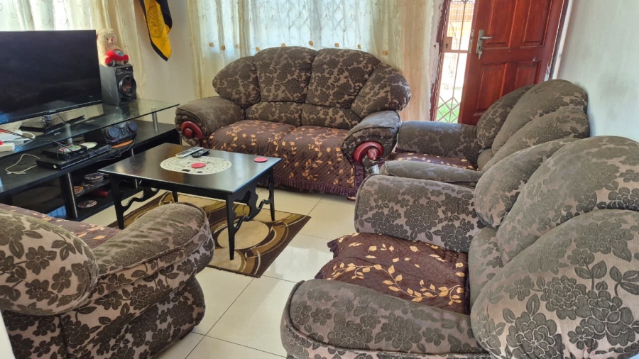 3 Bedroom Property for Sale in Trenance Manor KwaZulu-Natal