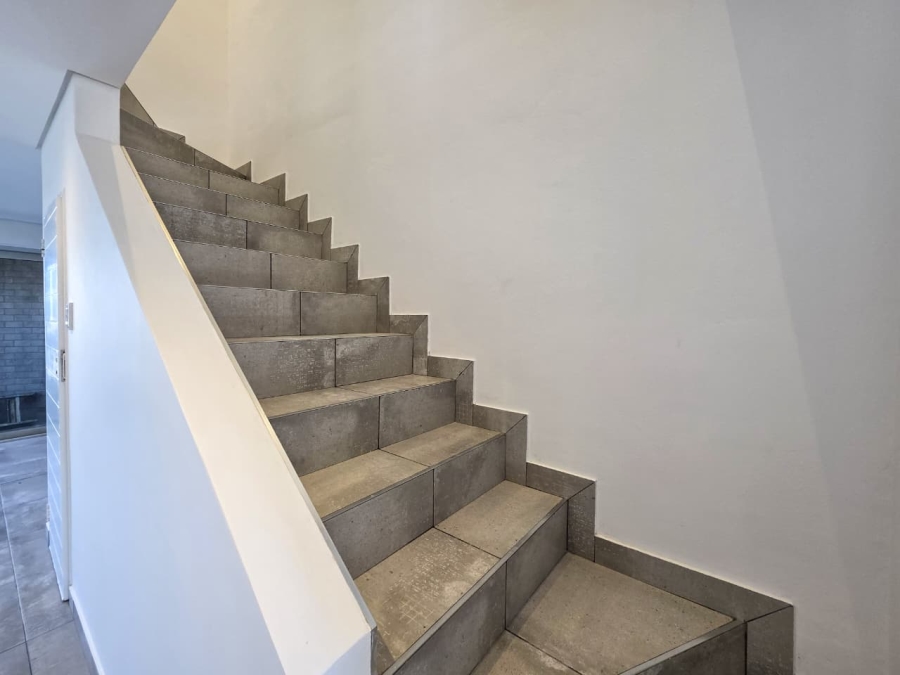 2 Bedroom Property for Sale in Durban Central KwaZulu-Natal