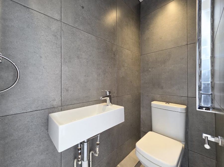 2 Bedroom Property for Sale in Durban Central KwaZulu-Natal