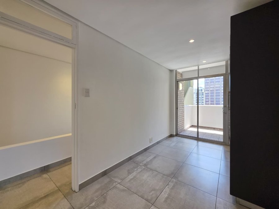 2 Bedroom Property for Sale in Durban Central KwaZulu-Natal