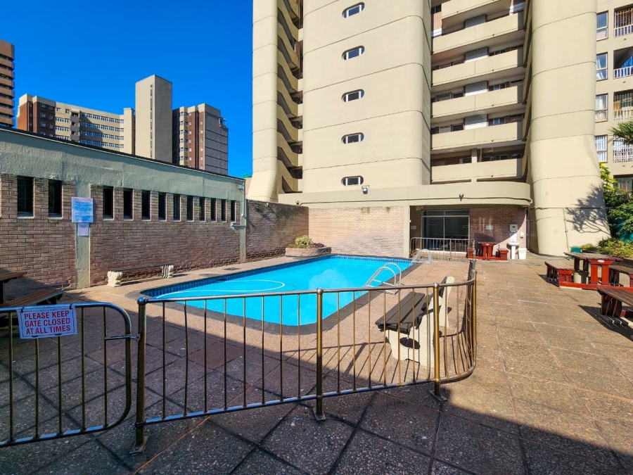 2 Bedroom Property for Sale in Durban Central KwaZulu-Natal