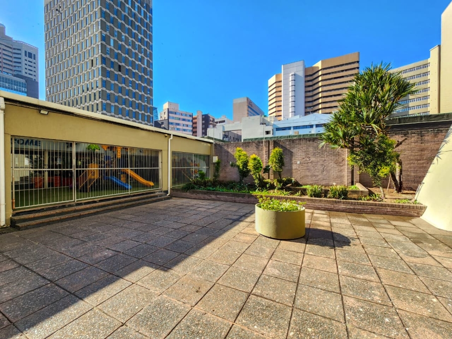 2 Bedroom Property for Sale in Durban Central KwaZulu-Natal