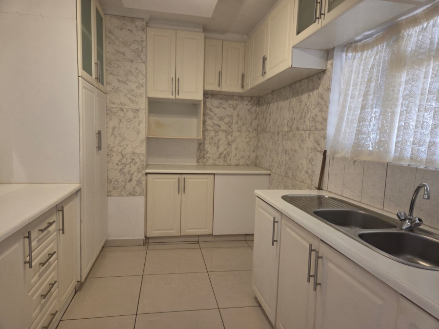 4 Bedroom Property for Sale in Yellowwood Park KwaZulu-Natal