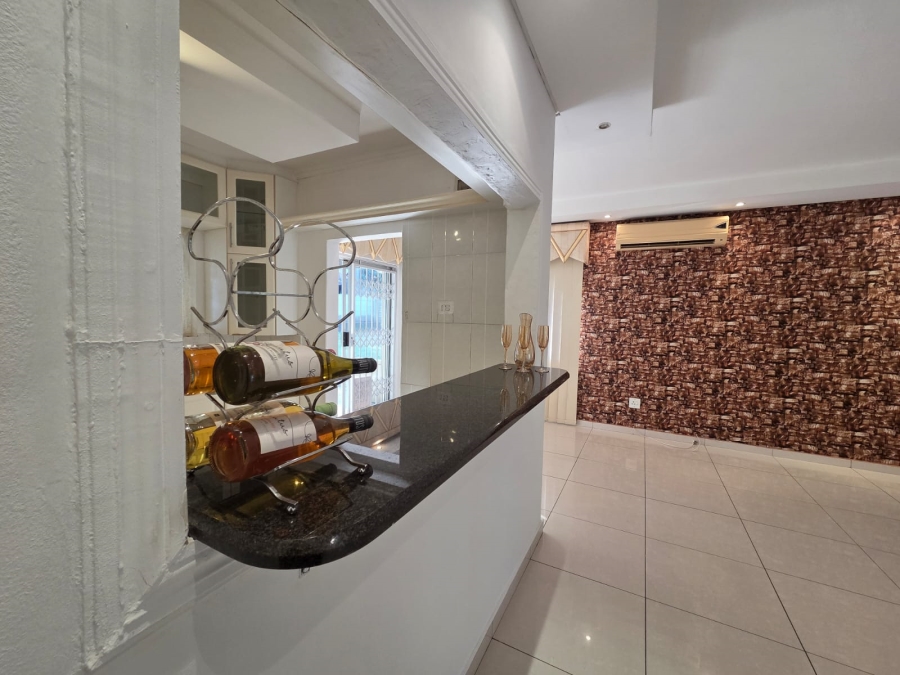 4 Bedroom Property for Sale in Yellowwood Park KwaZulu-Natal