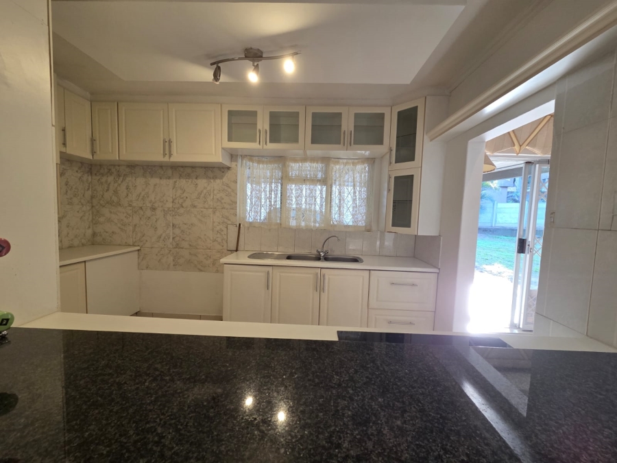4 Bedroom Property for Sale in Yellowwood Park KwaZulu-Natal