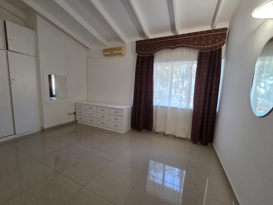 4 Bedroom Property for Sale in Yellowwood Park KwaZulu-Natal