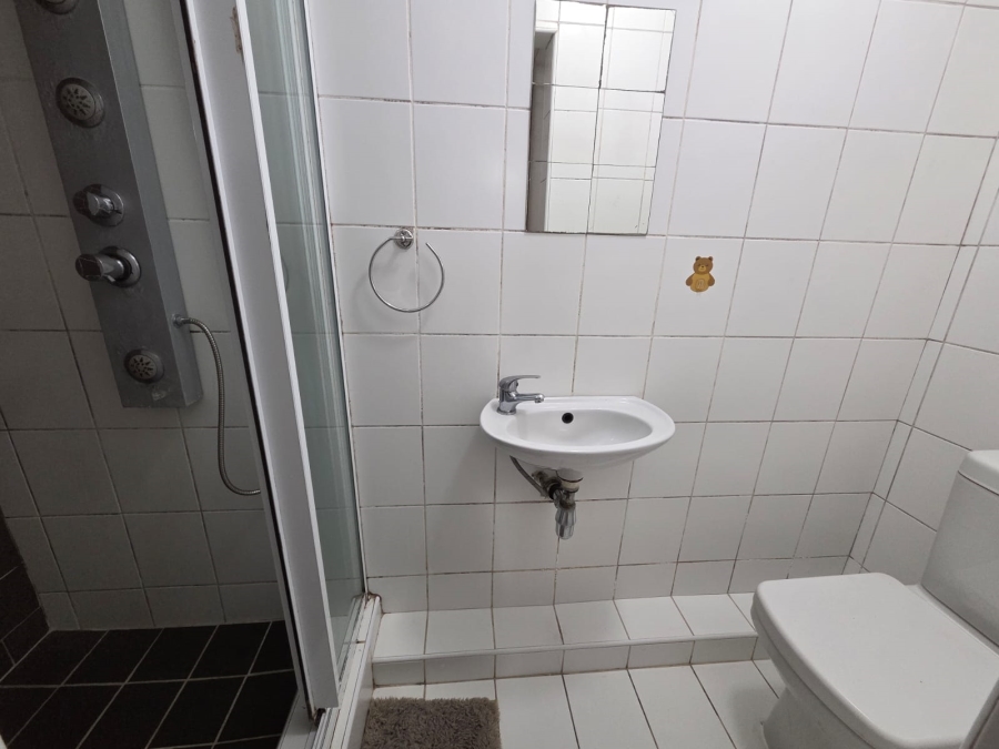 4 Bedroom Property for Sale in Yellowwood Park KwaZulu-Natal