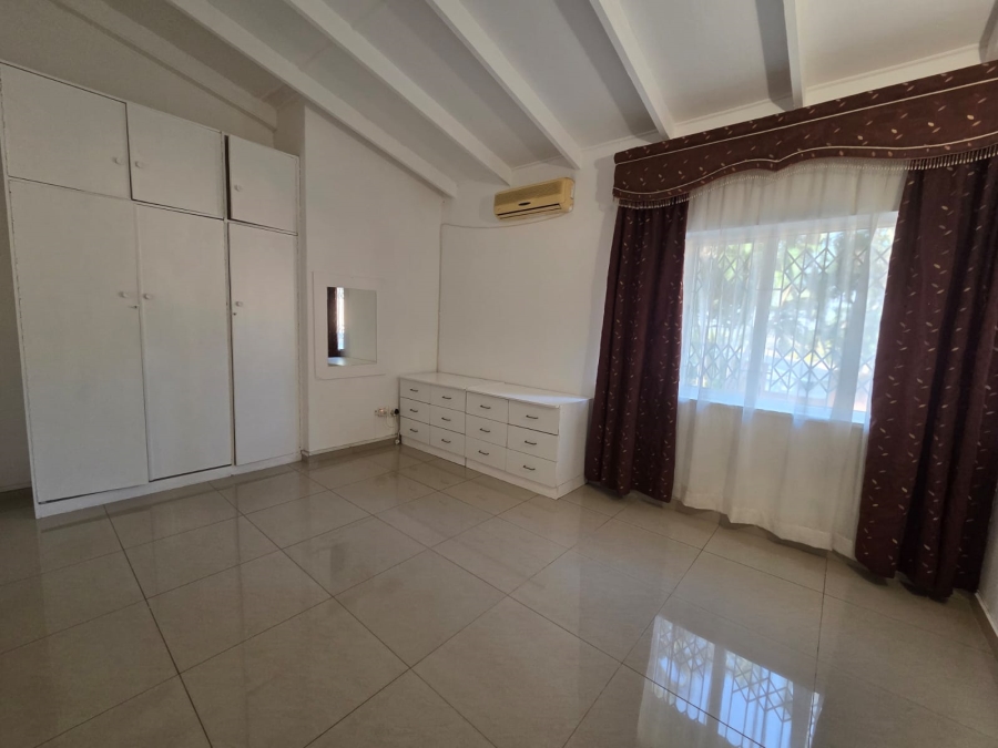 4 Bedroom Property for Sale in Yellowwood Park KwaZulu-Natal