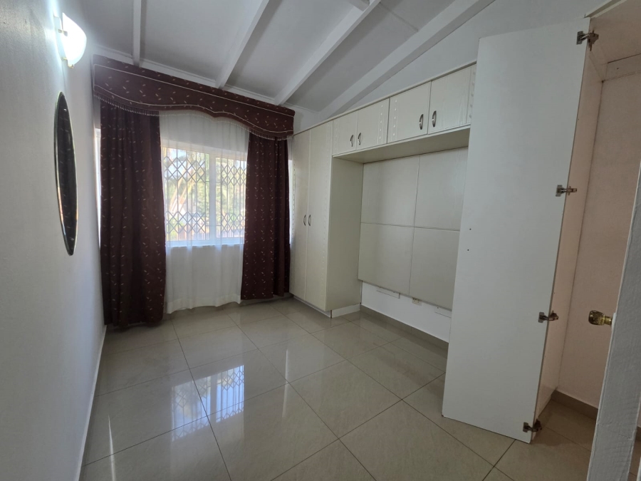4 Bedroom Property for Sale in Yellowwood Park KwaZulu-Natal