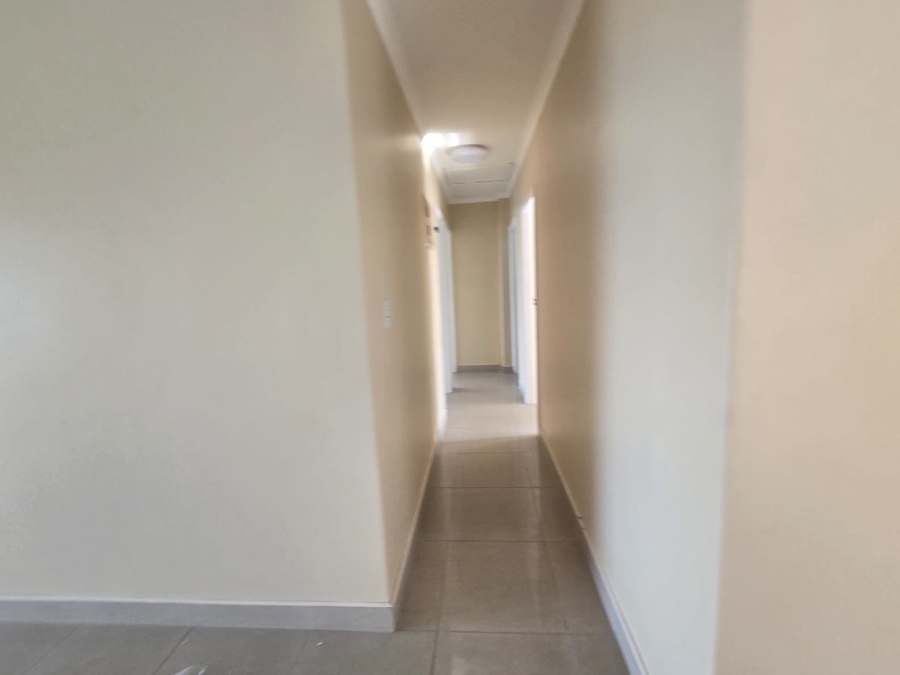 To Let 3 Bedroom Property for Rent in Riverside KwaZulu-Natal