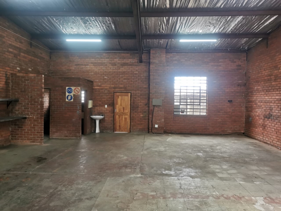 To Let Commercial Property for Rent in Newcastle KwaZulu-Natal