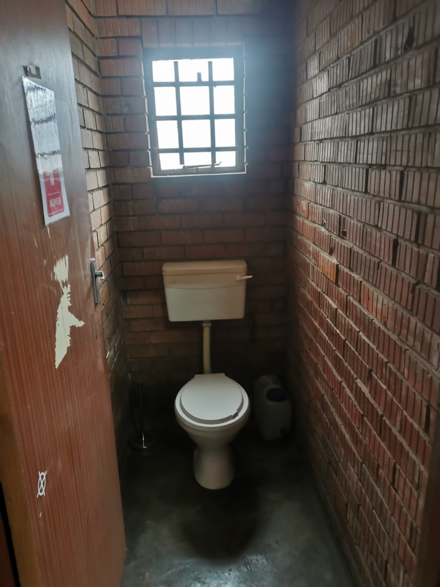 To Let Commercial Property for Rent in Newcastle KwaZulu-Natal