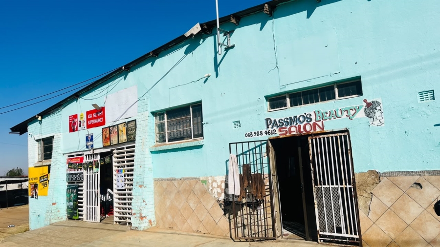 Commercial Property for Sale in Madadeni A KwaZulu-Natal