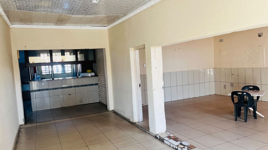 Commercial Property for Sale in Madadeni A KwaZulu-Natal