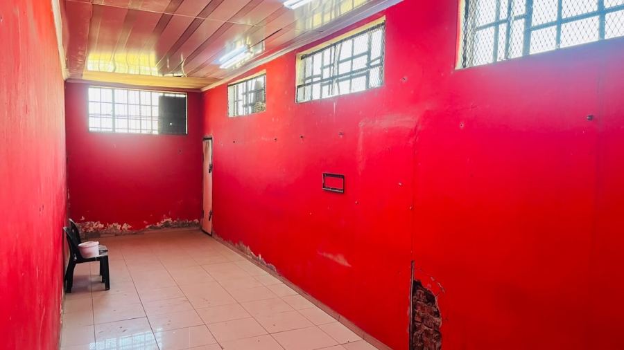 Commercial Property for Sale in Madadeni A KwaZulu-Natal