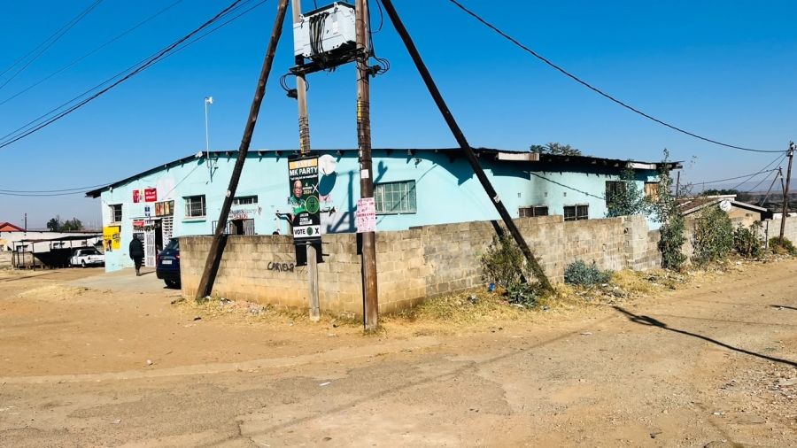 Commercial Property for Sale in Madadeni A KwaZulu-Natal