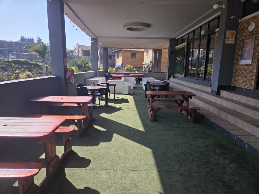 To Let Commercial Property for Rent in Bluff KwaZulu-Natal