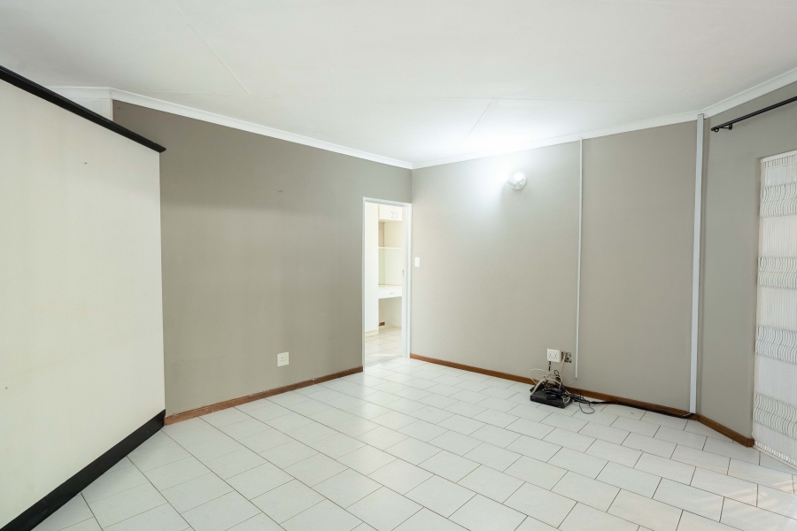 3 Bedroom Property for Sale in Amanzimtoti KwaZulu-Natal