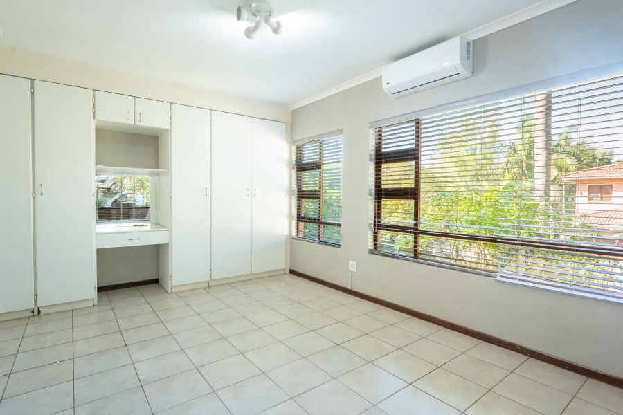 3 Bedroom Property for Sale in Amanzimtoti KwaZulu-Natal