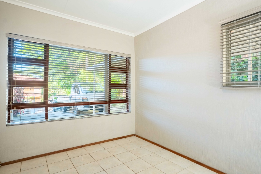 3 Bedroom Property for Sale in Amanzimtoti KwaZulu-Natal