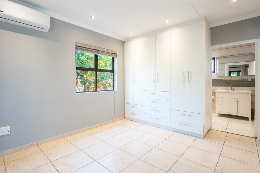 3 Bedroom Property for Sale in Amanzimtoti KwaZulu-Natal