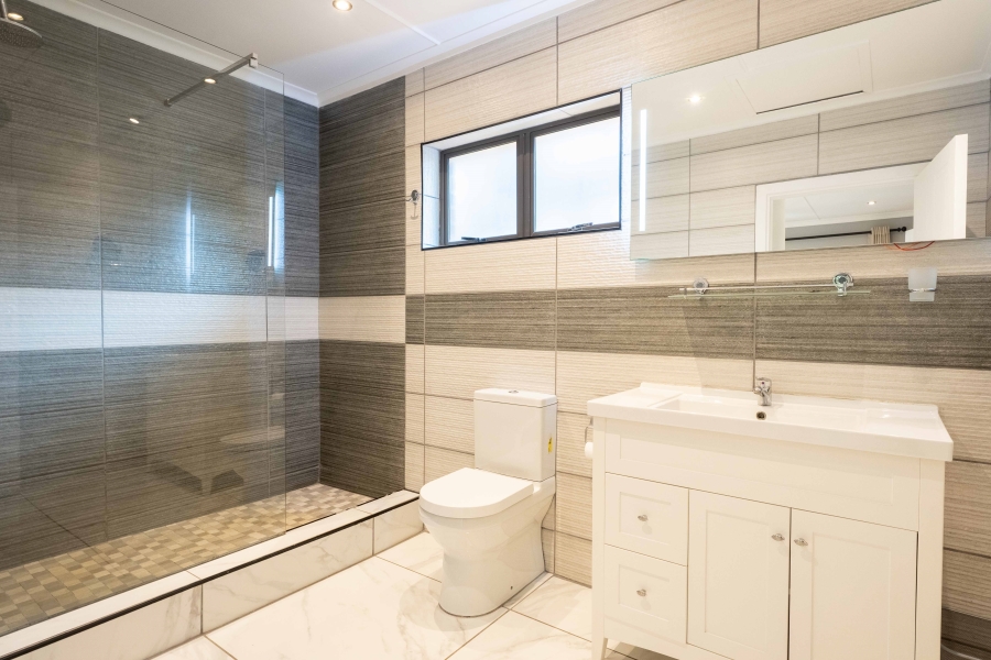 3 Bedroom Property for Sale in Amanzimtoti KwaZulu-Natal