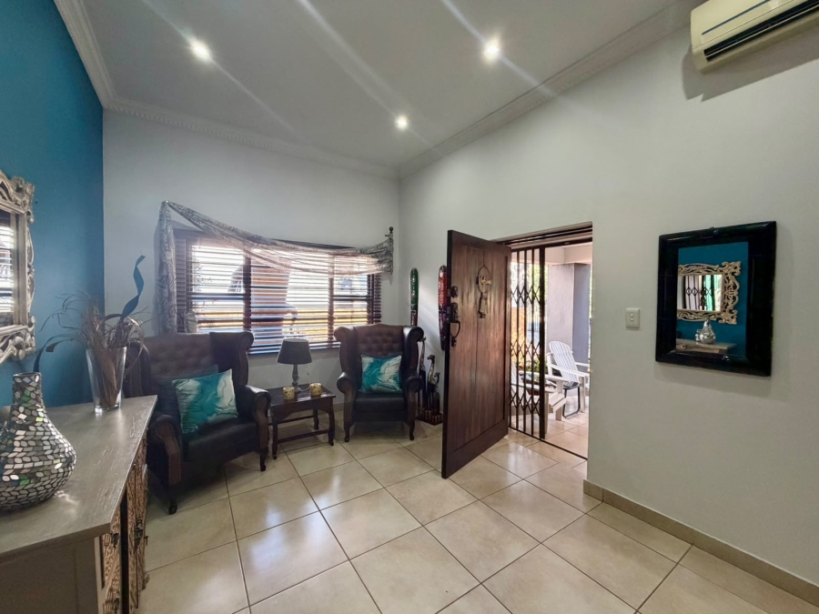 5 Bedroom Property for Sale in Meer En See KwaZulu-Natal